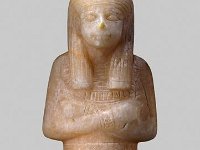 Aeg S 38  Aeg S 38, 19. Dynastie, Unbezeichnetes Uschebti, Alabaster, H 21,5 cm, B 7,8 cm, T 5,5 cm : Bestandskatalog Ägypten, Museumsfoto: Claus Cordes